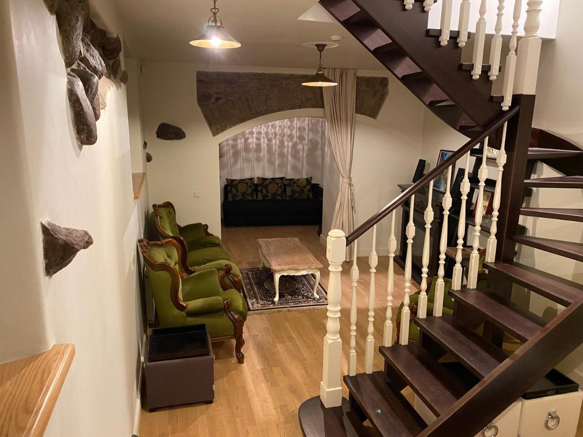 Exclusive Gaono Apartment In The Heart Of Old Town Vilnius Eksteriør billede