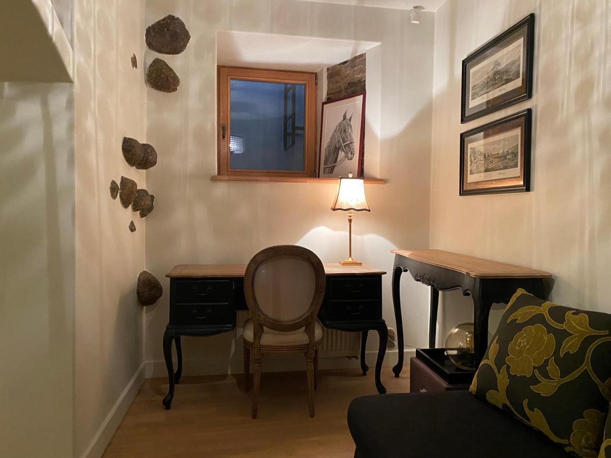 Exclusive Gaono Apartment In The Heart Of Old Town Vilnius Eksteriør billede